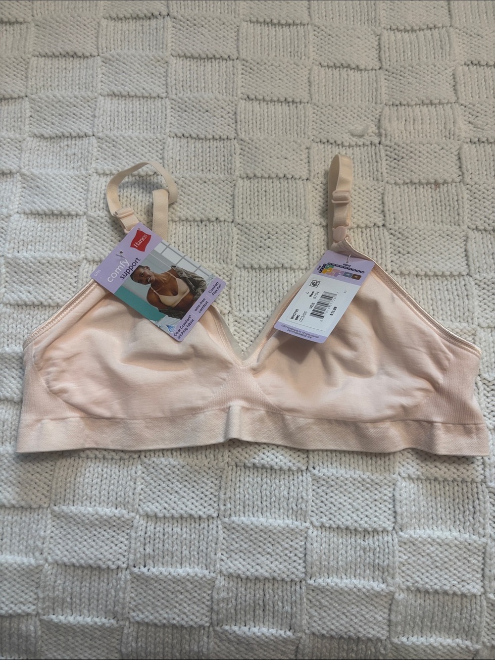 Hanes Peachy Nude Wireless Seamless Bra